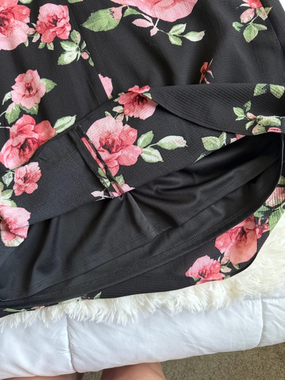 Iz Byer Black and Pink Rose Mini Dress with Floral Date Night Wedding Guest - Picture 7 of 8